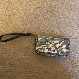 Camo clutch purse/wristlet